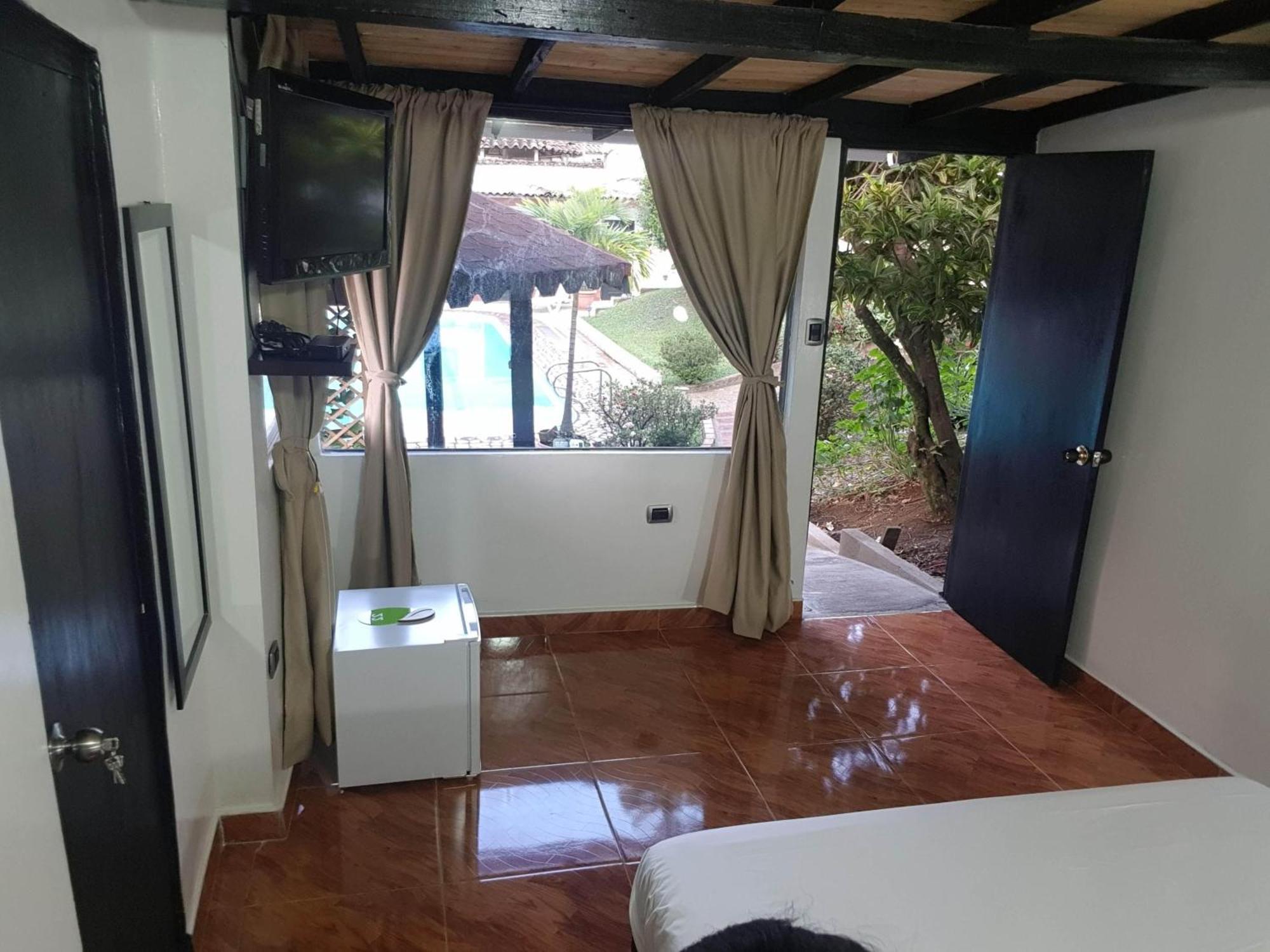 Hotel Premium Real Medellin Exterior photo